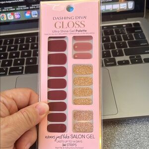Dashing Diva Gloss Gel Palette - Burgundy and Gold